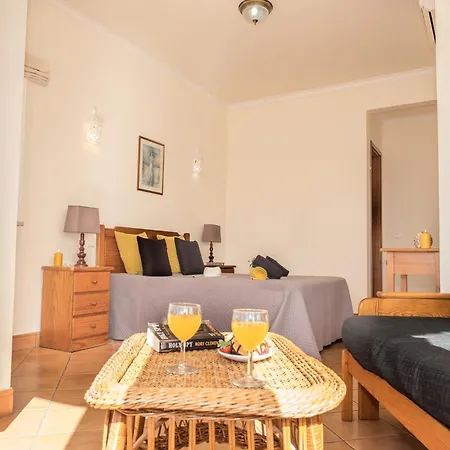Villa Villa In Gale Near Stunning Beaches